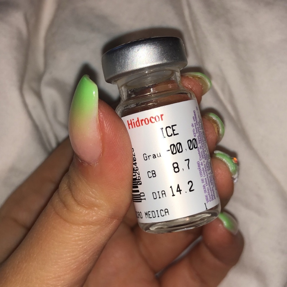 one 1 solotica hidrocor contact lens NEW
